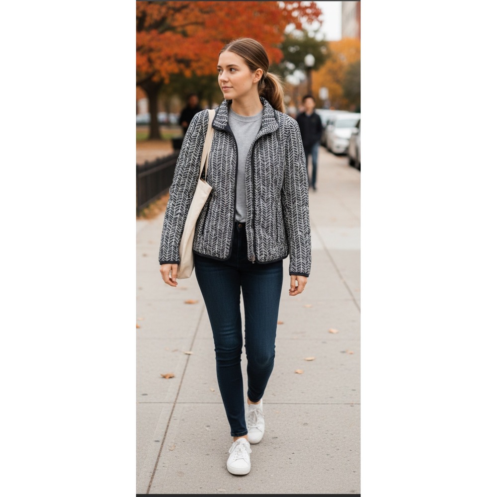 Lands End Womens Quilted Jacket Geometric Print Black White Full Zip Size M